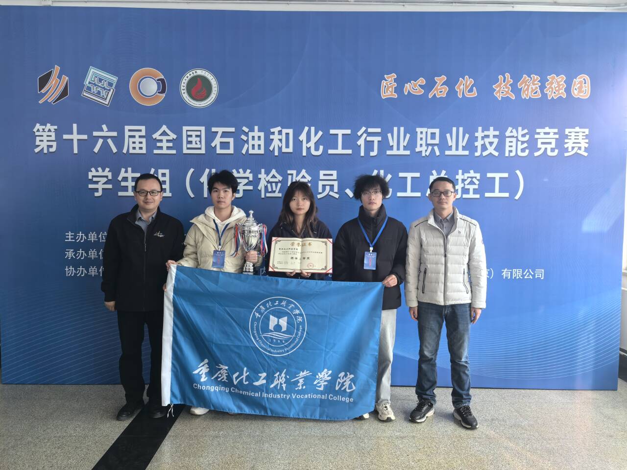 f6191b5eb803b89bacb7a70edd3f38cc_720.jpg