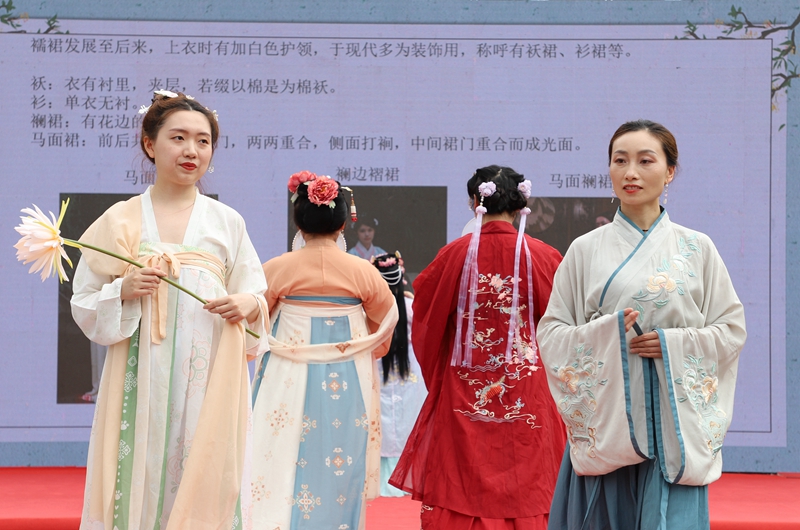 GrIJ_1654587052589092640.jpg IMG_9809_副本.jpg