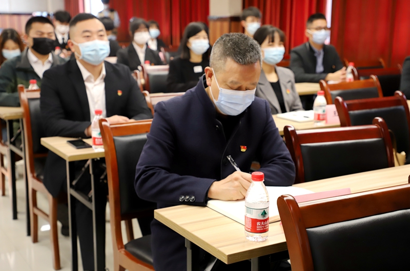 FRVd_1665890407419002528.jpg IMG_4393_副本.jpg