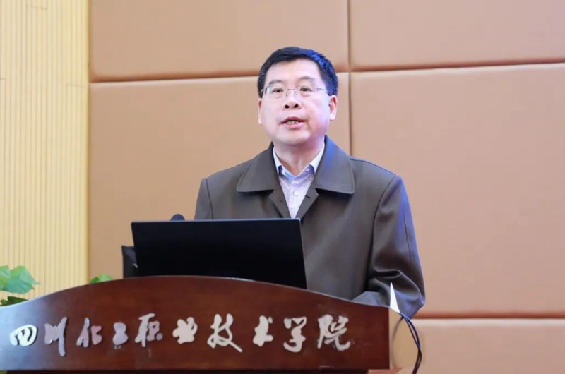 NmxD_1699878794001083324.jpg 刘代联.jpg