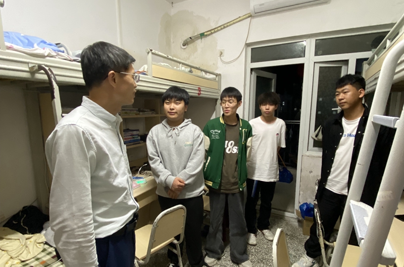 JpQd_1717470080578094521.jpg
