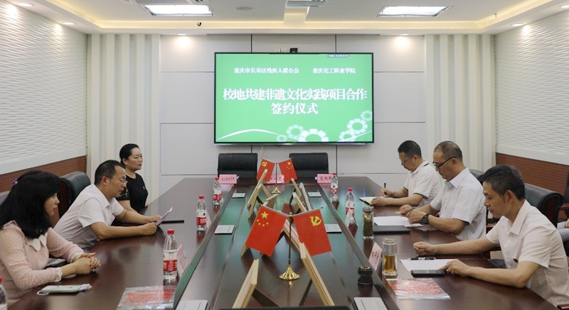 ZohK_1654657815911003194.jpg