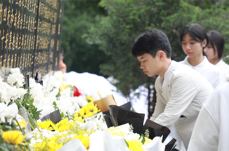 sjIo_1680753523014057665.jpg
