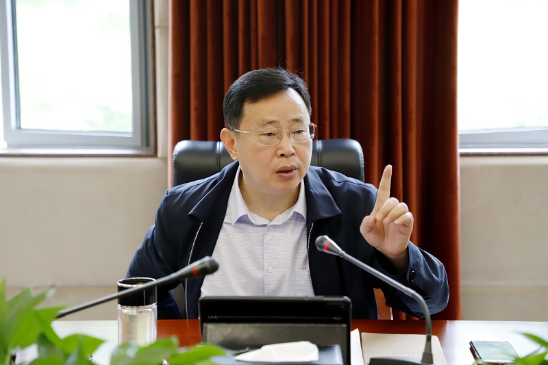 中心组学习2.jpg