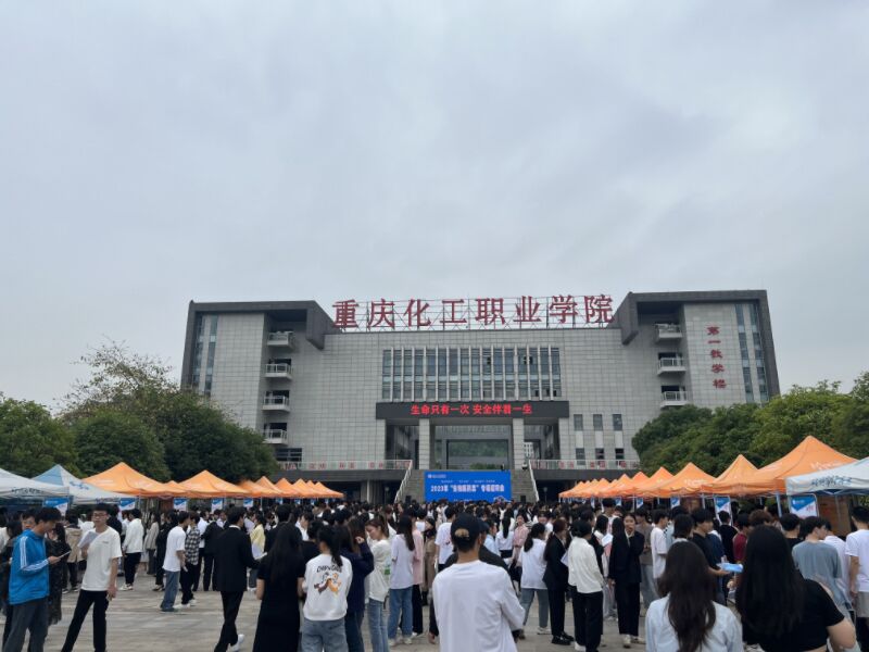 mHfo_1685082440904066952.jpg