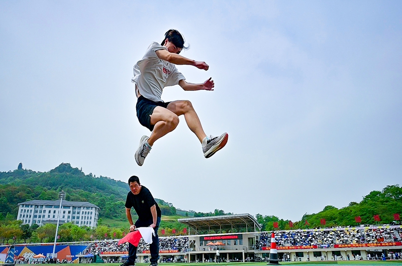 65E0EF9EEA46FAE0DDEDAAC10E8396F8_副本.jpg