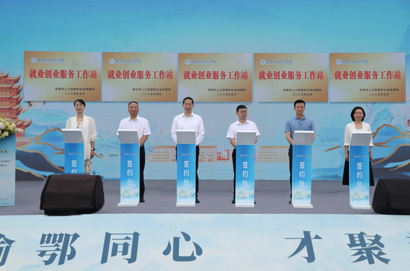 RDoi_1747387147349015070.jpg